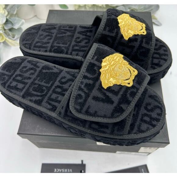 Men\'s Versace Medusa head slippers, size 43 made in Italy main image 6